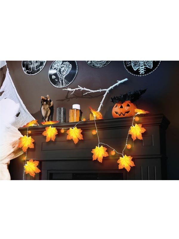 Lichtslinger 20 LED lampjes oranje pompoen bladeren 315 cm halloween