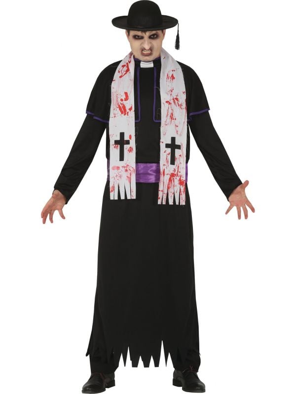 Priester outfit bloederig man