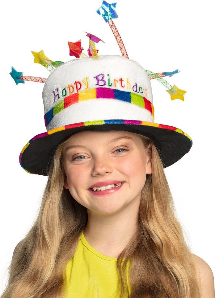 Kinderhoed verjaardag "Happy Birthday" taart